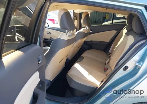 2017 Toyota Prius Two Eco z USA, uszkodzony, nr VIN JTDKARFU2H3031104